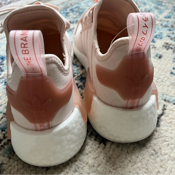NWT Adidas NMD R1 W Sneakers Wonder Quartz/Clay 9.5 - Picture 14 of 14